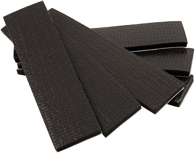 Non-slip pads and grips