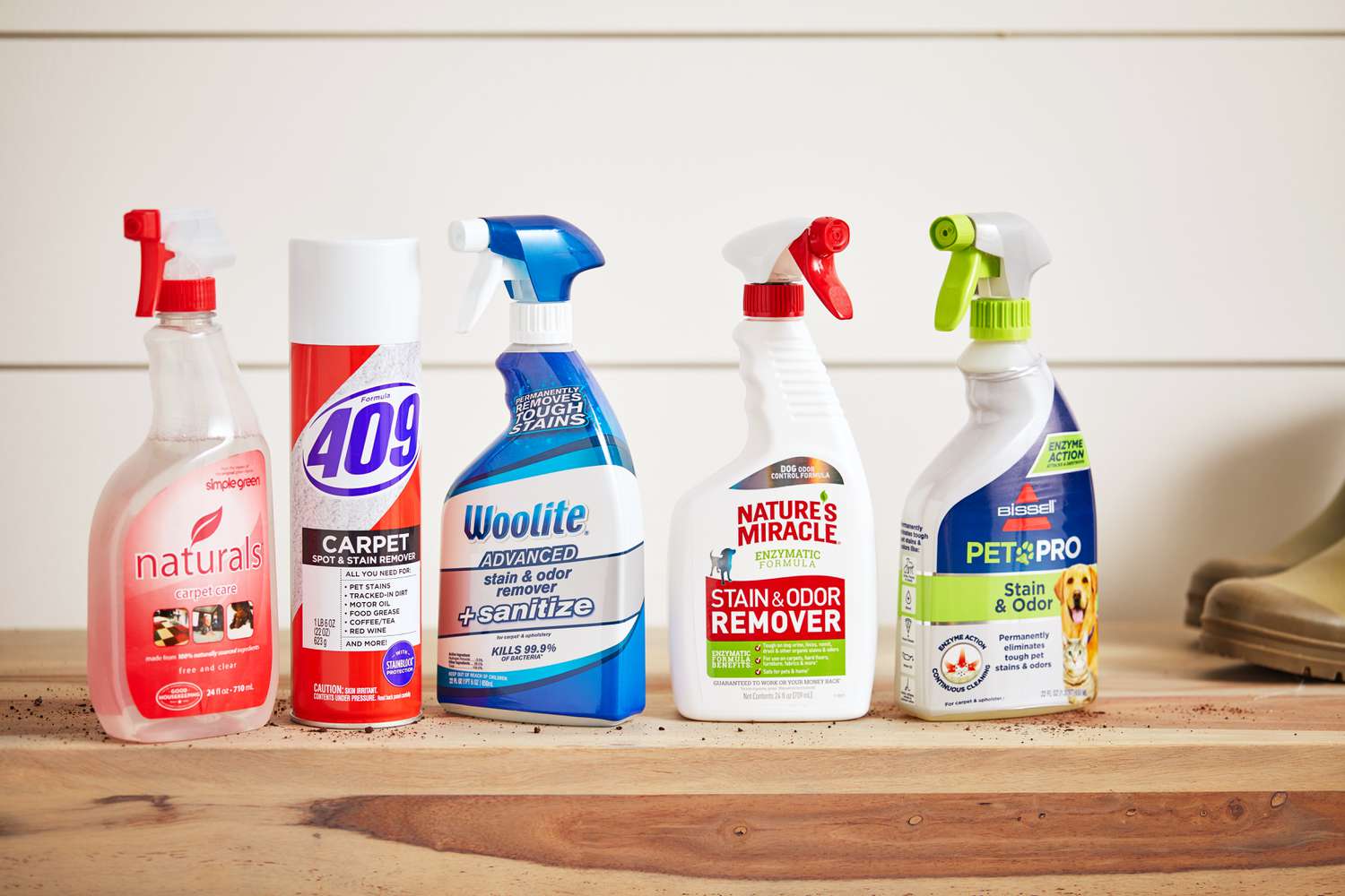Carpets cleaning supplies