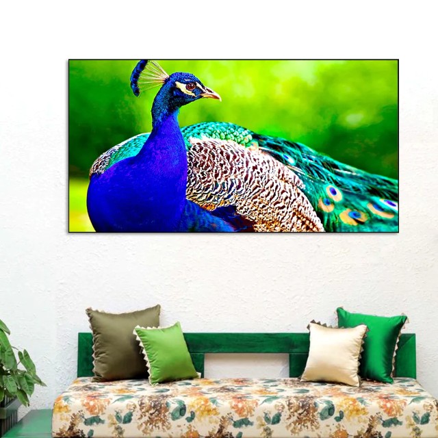 Incorporating Peacock Art Pieces into Your Home Décor Collection