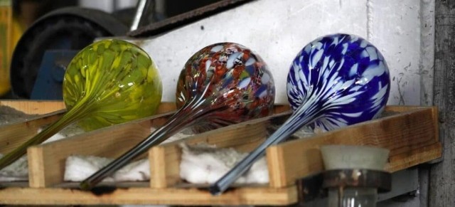 Techniques Recommendation for Creating Your Own Blown Glass Art Collection