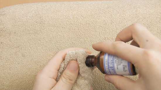 Apply the Ink Remover Solution to Remove the Ink Stain