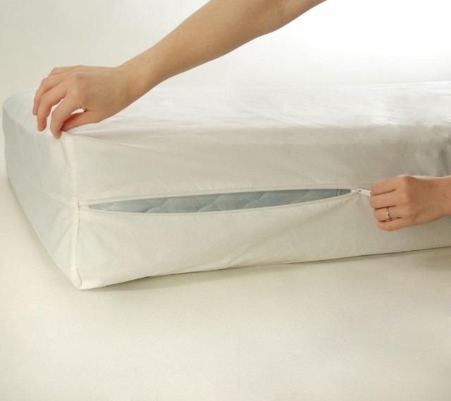 Covering your mattress with a tightly woven fabric can help prevent chiggers