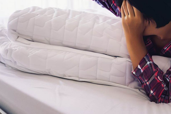 Pros And Cons Of Mattress Protector For Better Sleep