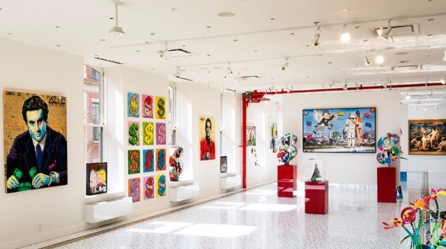 Art Galleries Vs. Home Displays: What Are The Differences?