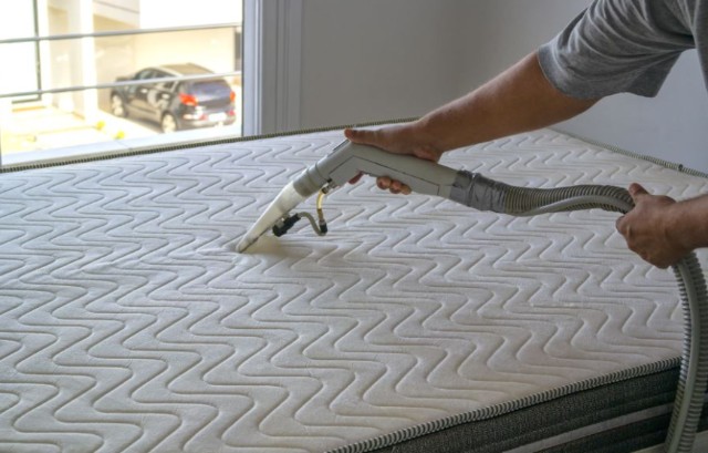How to Clean a Double Mattress Stack