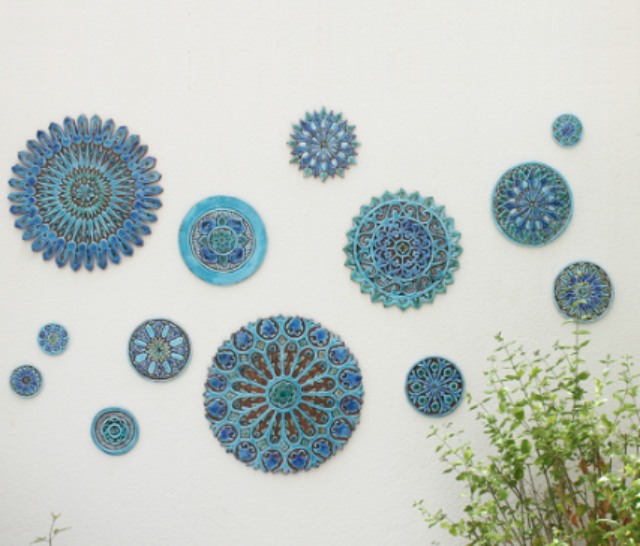 Small Ceramic Wall Art Decor to Showcase Your Style